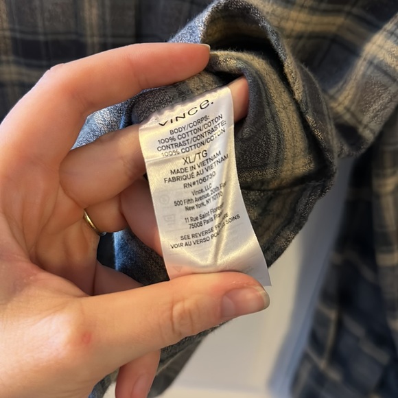 Vince Men’s Flannel - Picture 6 of 9